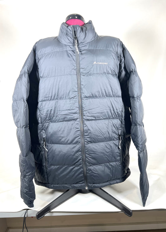 Black Macpac  Halo down jacket Size XL, MP0038, $40