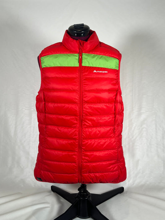 RED Macpac Uber down vest size 14. MP0013 $45